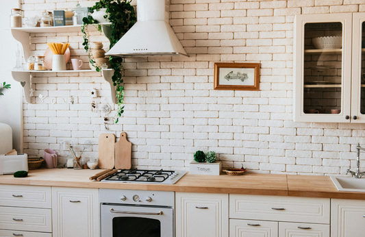 astuce nettoyer mur cuisine gras​