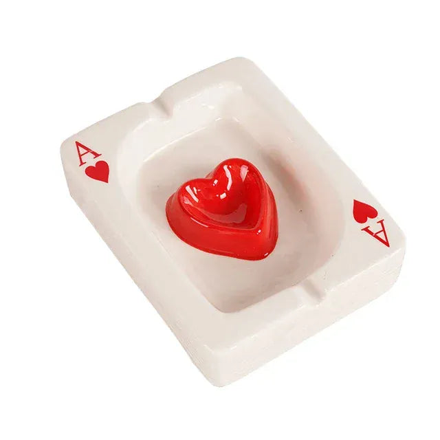 European Poker Ashtray Red Heart A Creative Porcelain Ashtray Fashion Trend Household Merchandises Desk Cleaning Household Items red1